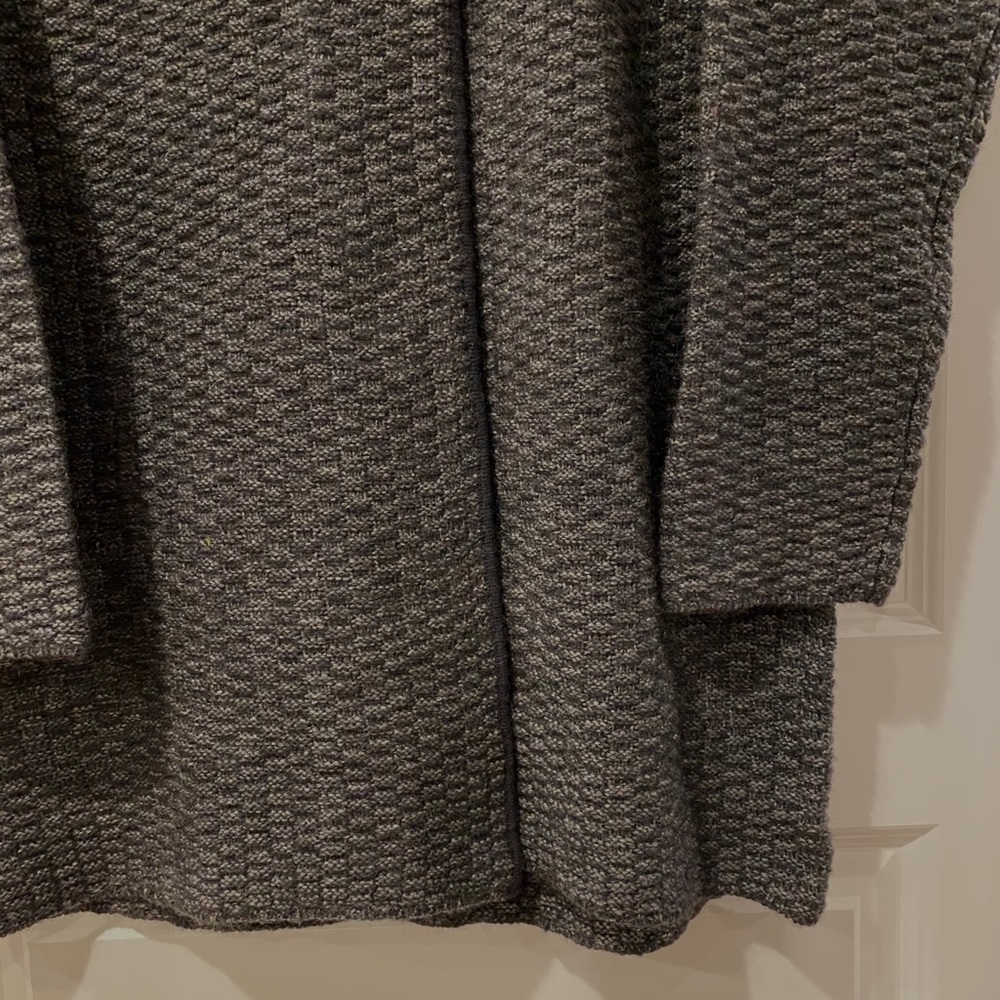 Nine West Gray & Black Wool Snap Top Sweater - Size Large - Picture 3 of 9